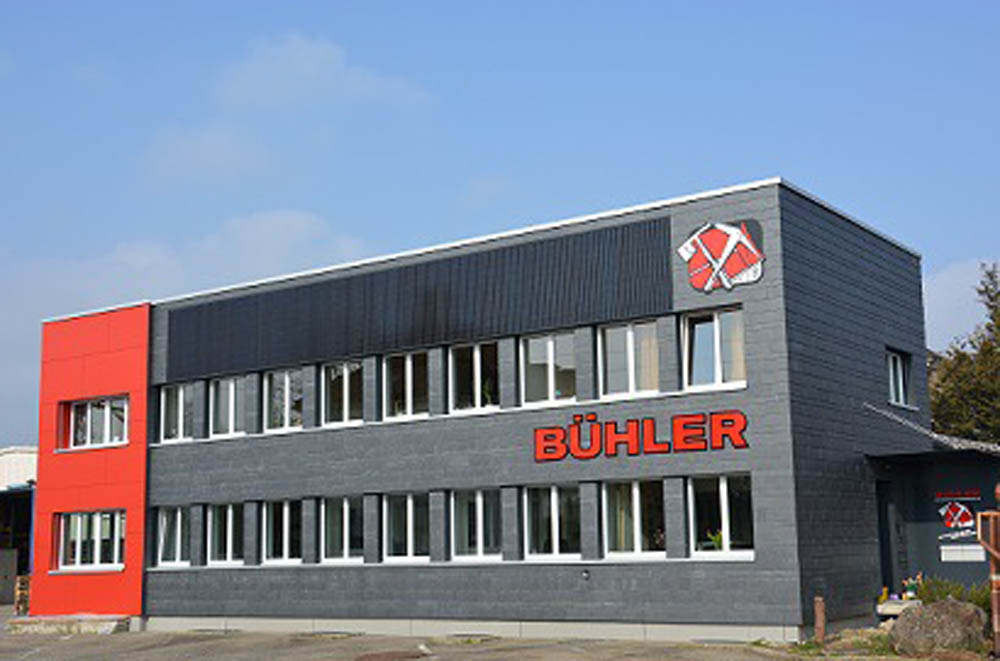 Bühler Bedachungen AG, Romanshorn / 3.45 kWp Anlage in Fassade integriert